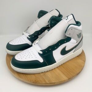 Air Jordan 1 SE Mid Oxidized Green Mens Size 10.5 & 12